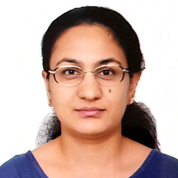 Roopali Khanna, MD